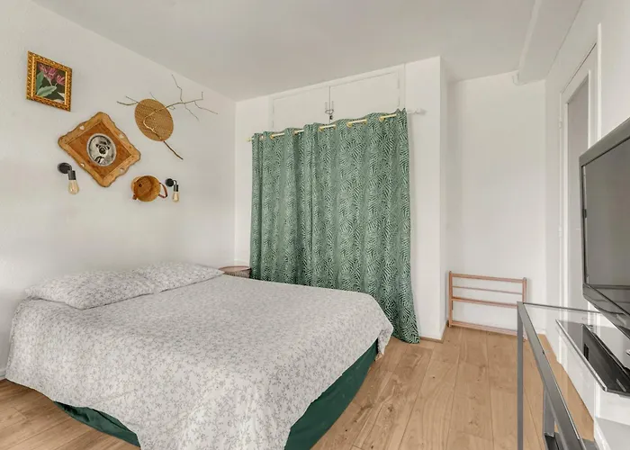 Boheme, Parking, Proche Aeroport, Meett & Airbus Apartman *