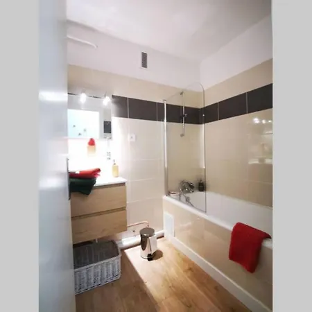 Cocon - 2pers - Parking - Aeroport - Meet Apartment *